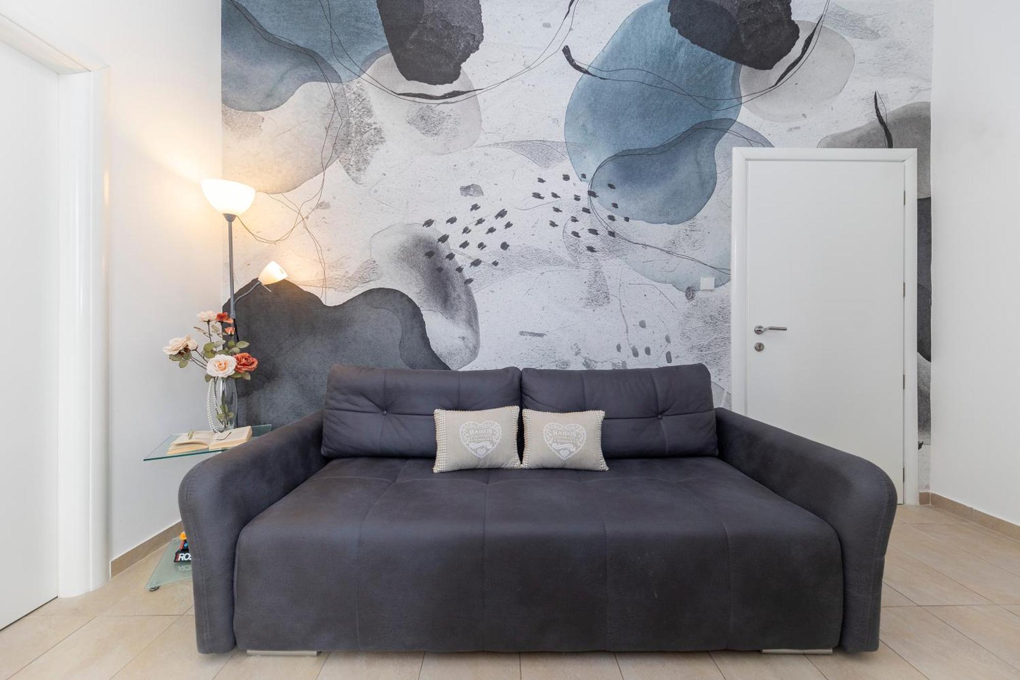 Apartment & Kolovare 1,